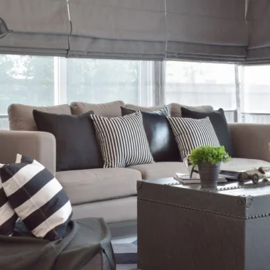 Jak prać plisy okienne?