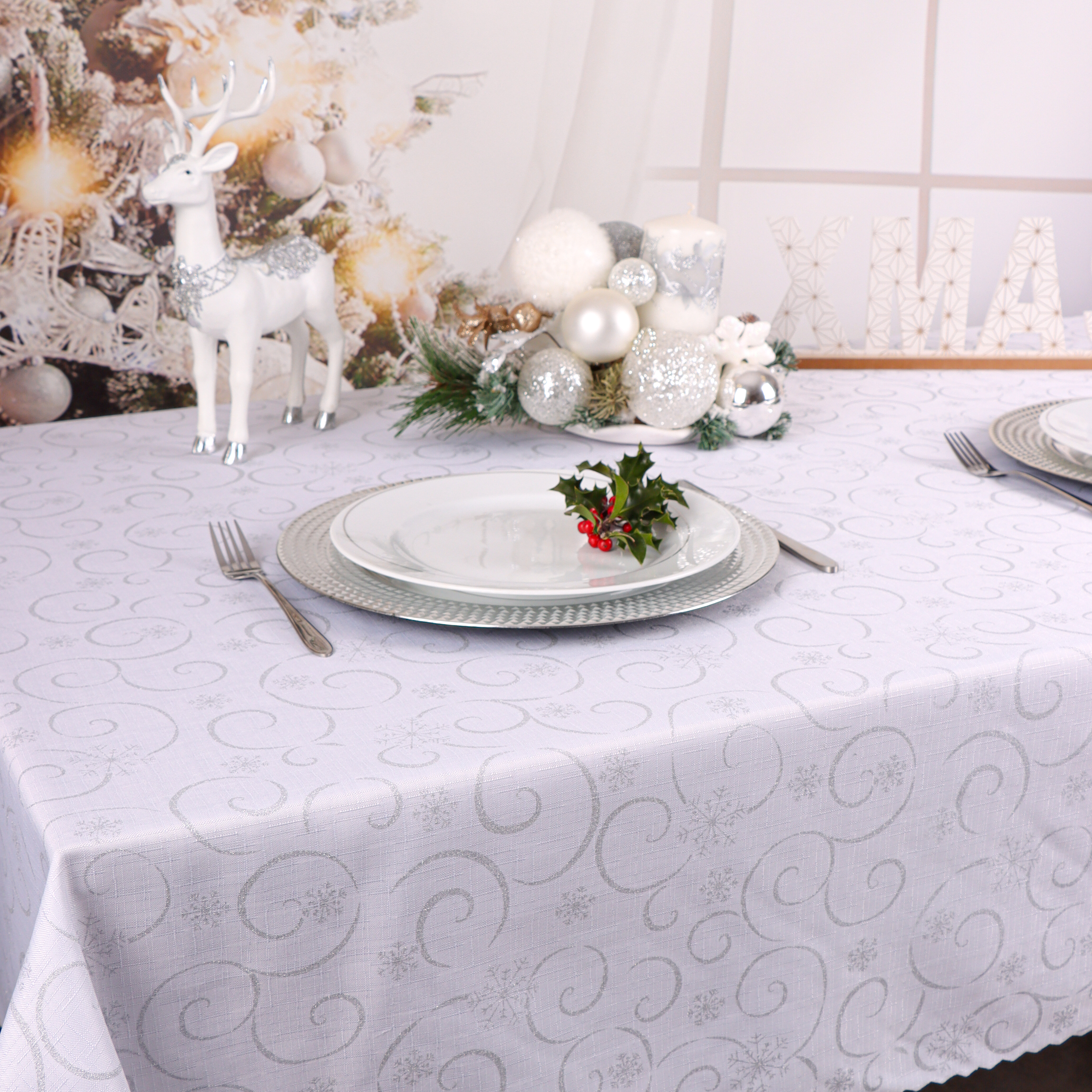 Obrus Świąteczny – Biel Srebro Obrus Świąteczny – Biel Srebro