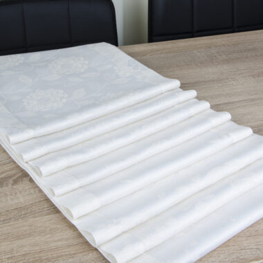 W jakiej temperaturze prać obrus?