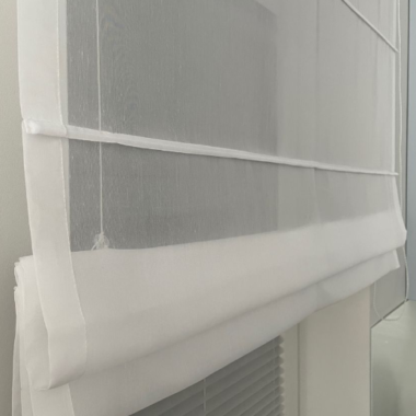 Jak prać plisy okienne?