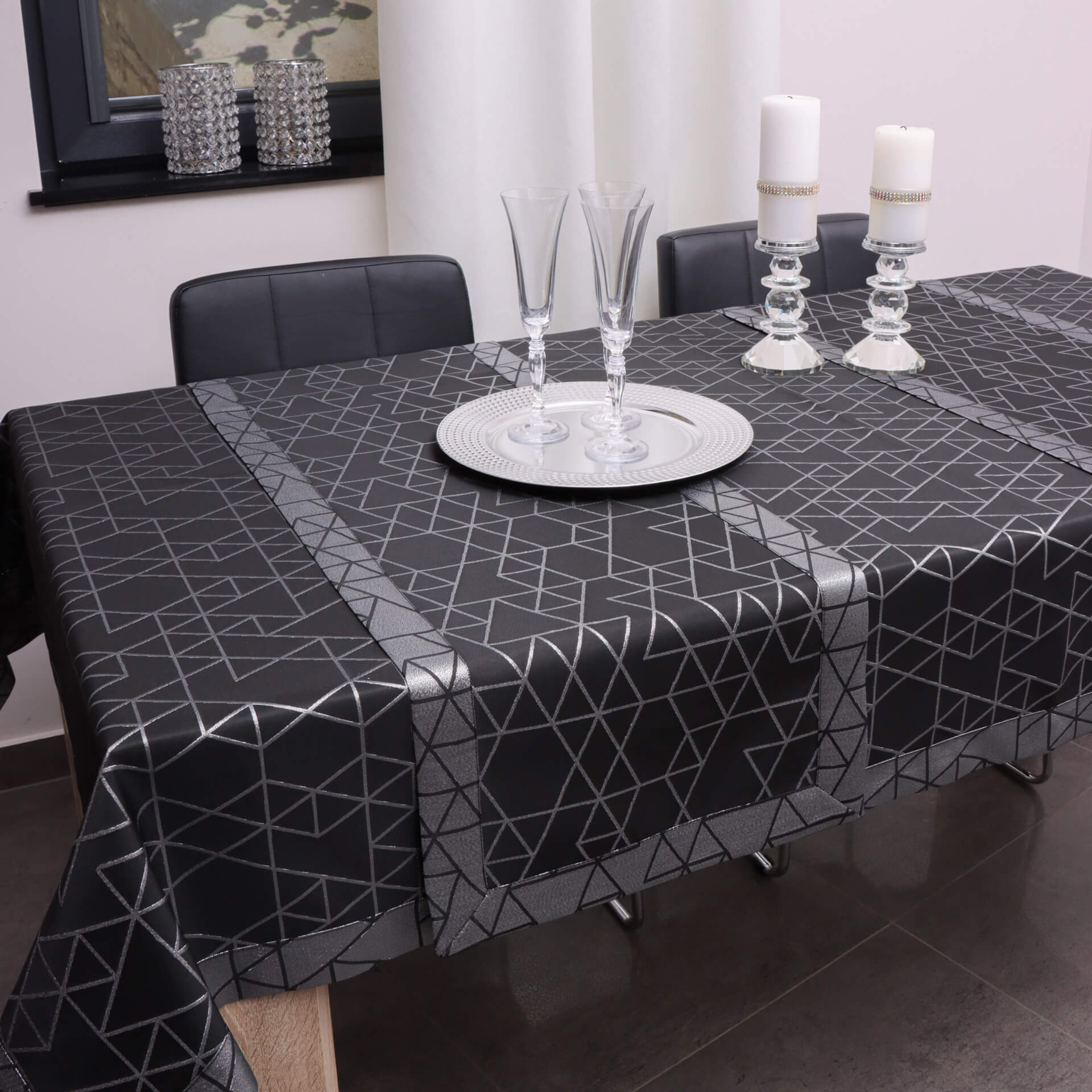 Obrus nowoczesny TOKYO – Czarno Srebrny Obrus nowoczesny TOKYO – Czarno Srebrny