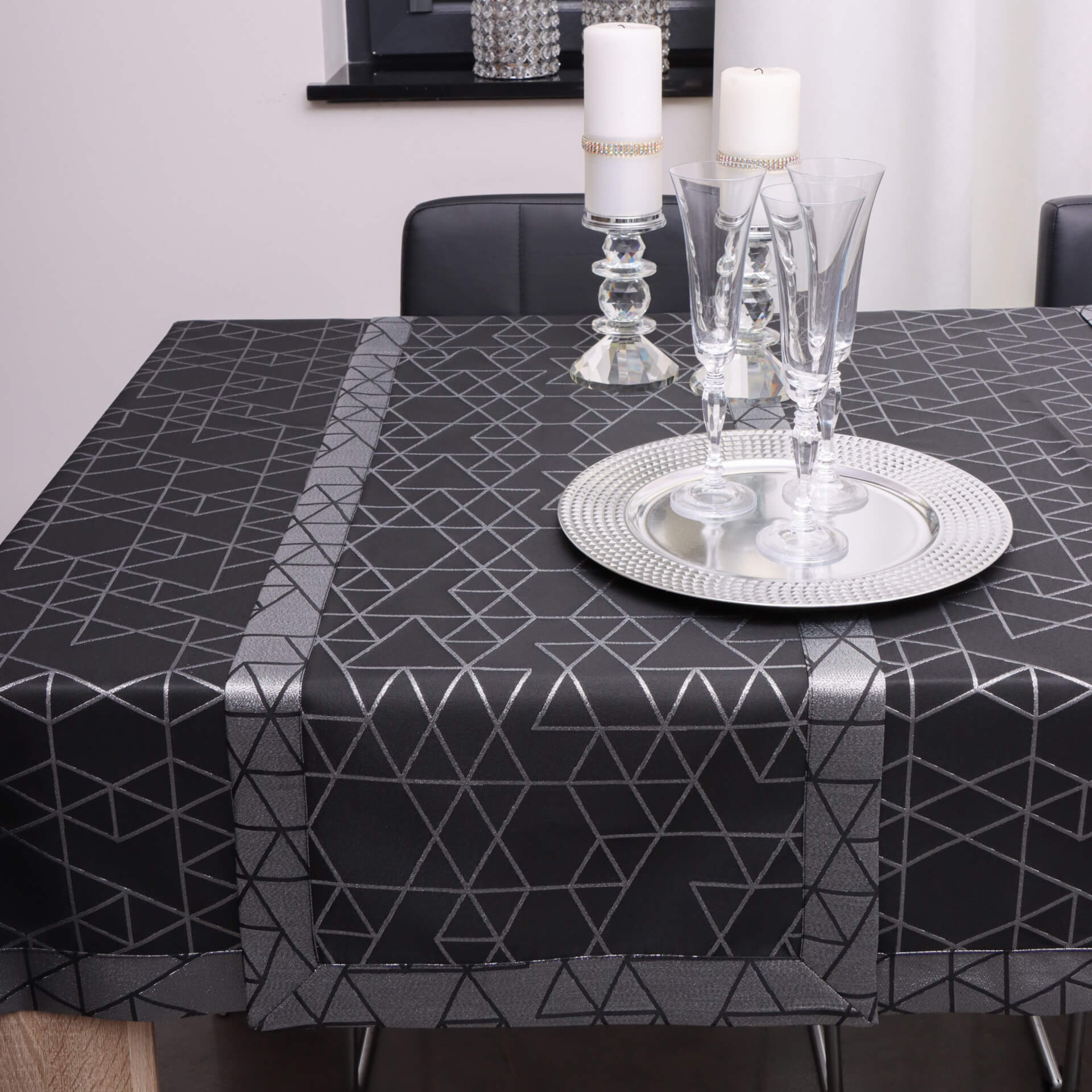 Bieżnik TOKYO – Czarno Srebrny Bieżnik TOKYO – Czarno Srebrny