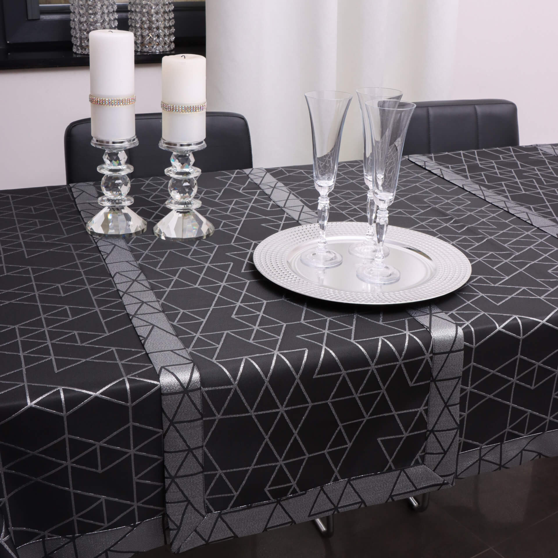 Bieżnik TOKYO – Czarno Srebrny Bieżnik TOKYO – Czarno Srebrny