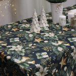 Obrus świąteczny – Złote gwiazdy