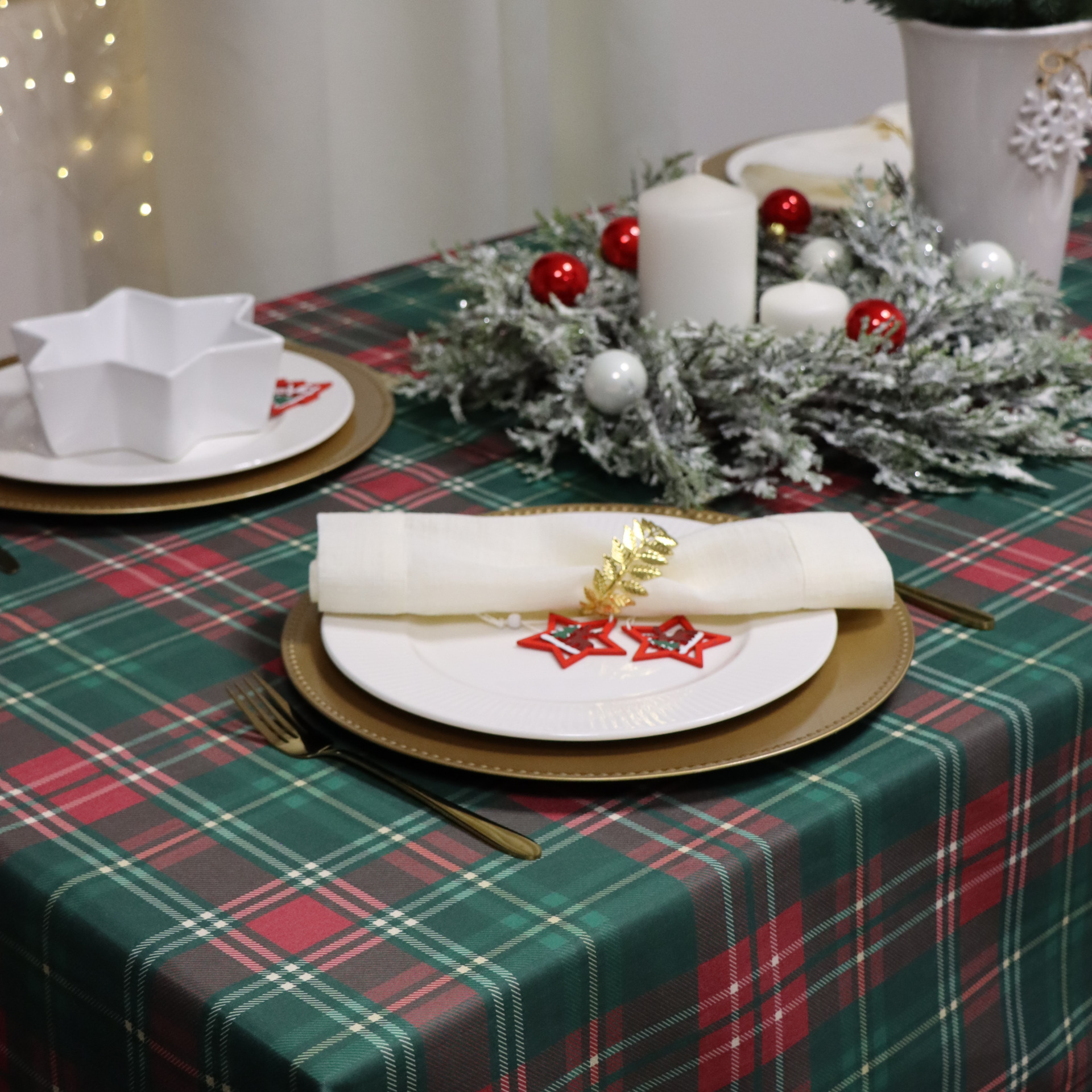 Obrus świąteczny – Krata Obrus świąteczny – Krata