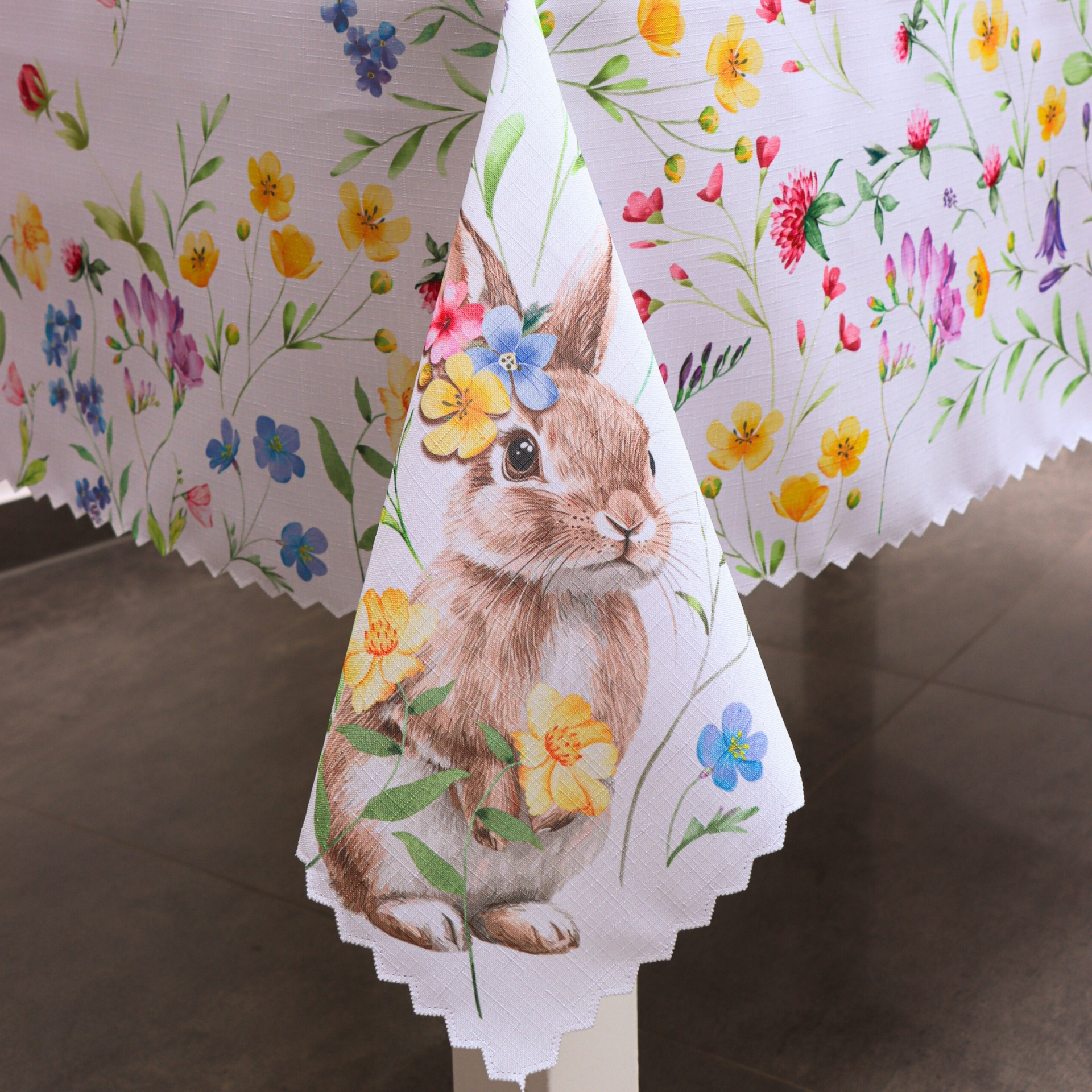 Obrus na stół Wielkanocny – Królik Obrus na stół Wielkanocny – Królik