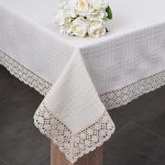 Obrus bawełniany z koronką- Naturalny Obrus bawełniany z koronką- Naturalny