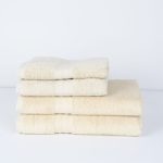 Komplet Ręczników Forum 2x 50×100 – Piaskowy Komplet Ręczników Forum 2x 50×100 – Piaskowy