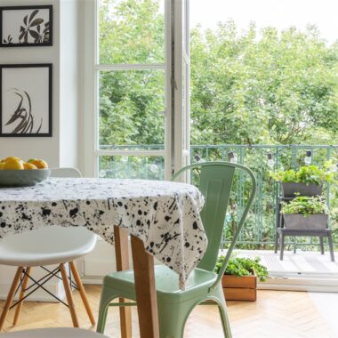 Letnie inspiracje na dekoracje stołu