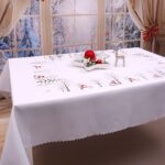 Obrus Świąteczny Bałwanki – Biały