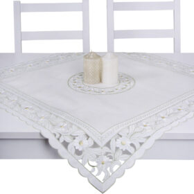 Serweta haftowana 85/85 wz. 4 Serweta haftowana 85/85 wz. 4