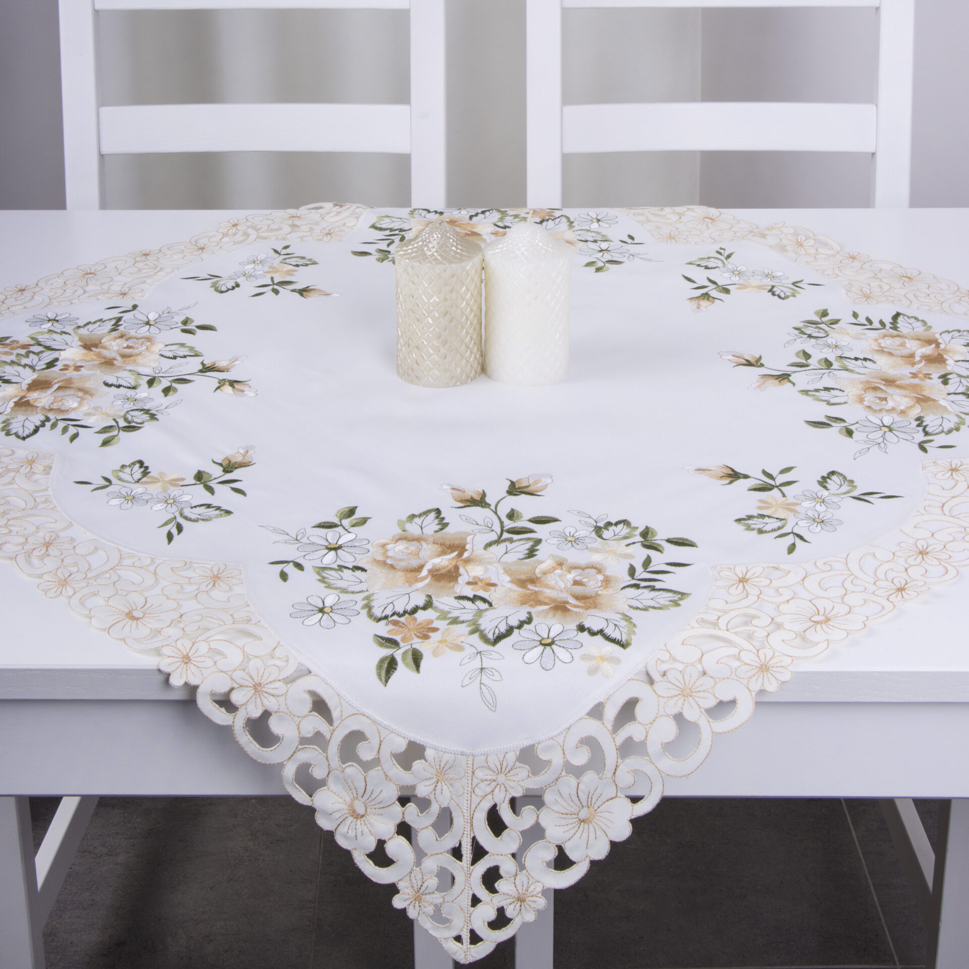 Serweta haftowana 85/85 wz. 2 Serweta haftowana 85/85 wz. 2